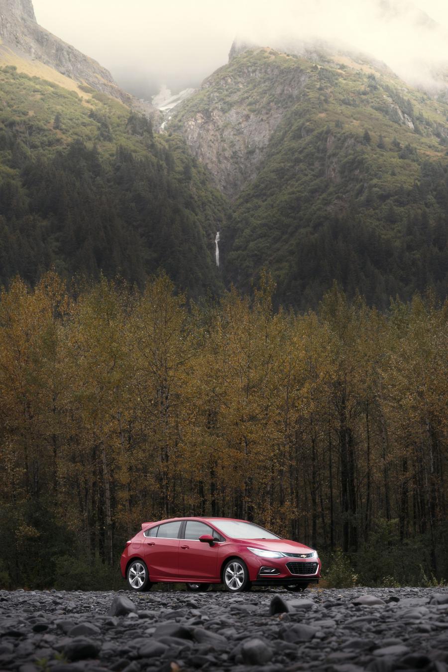  Chevrolet Cruze Hatch RS Diesel 2017 года  (NA) (фото 10 из 16)